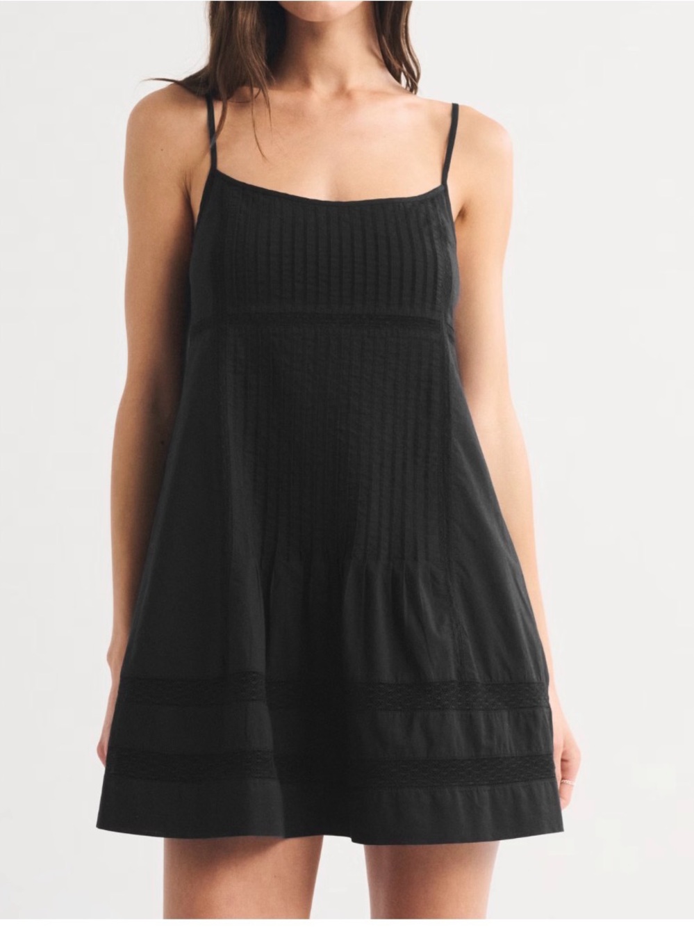 Abercrombie & Fitch Scoopneck Flowy Mini Dress - size medium